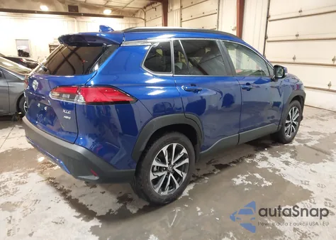 2024 Toyota Corolla Cross Xle from USA, damaged, VIN 7MUDAABG9RV103142